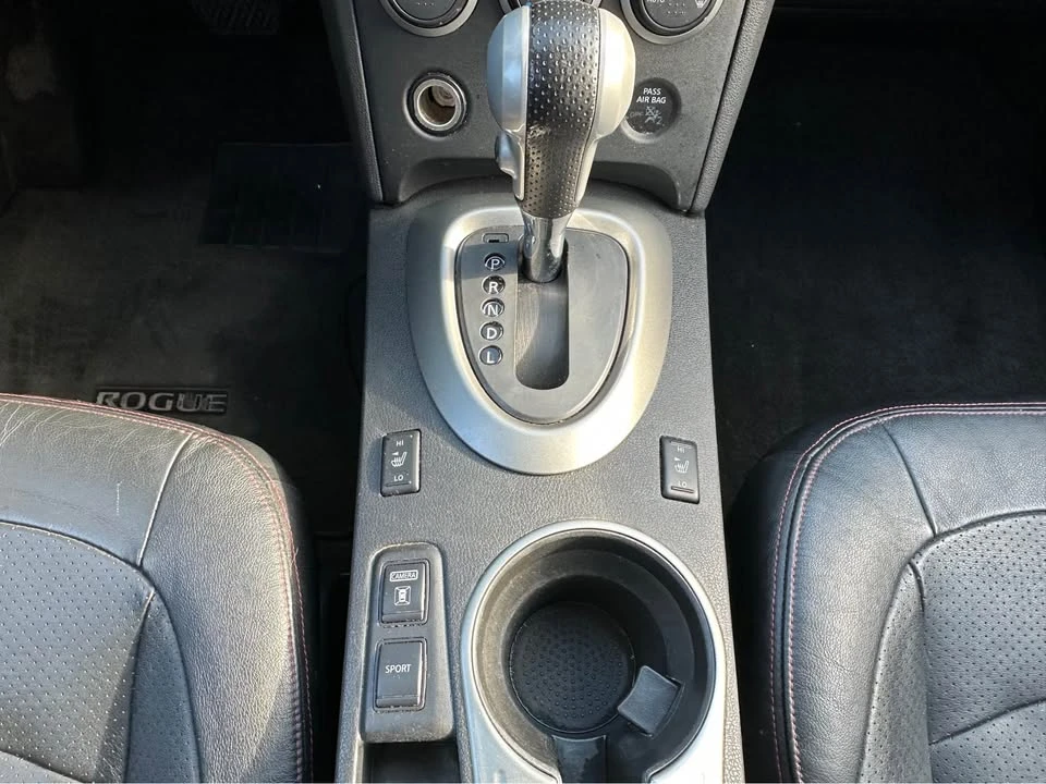 2012 Nissan Rogue - Image 14 of 17