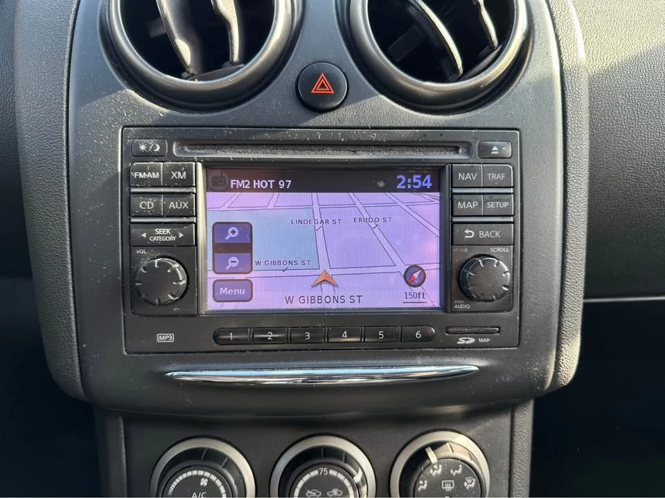2012 Nissan Rogue - Image 11 of 17
