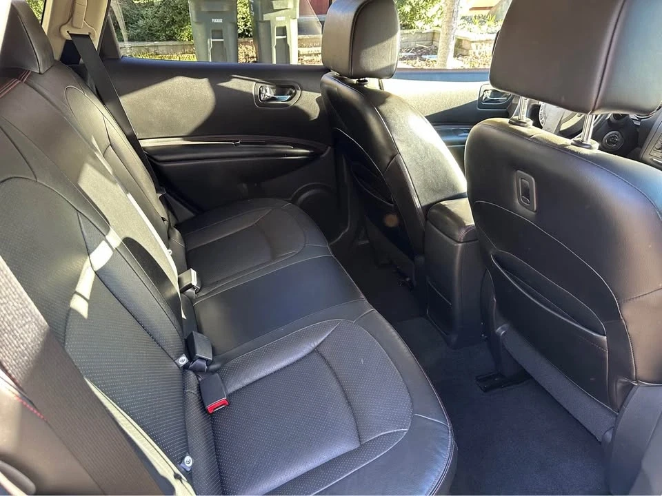 2012 Nissan Rogue - Image 10 of 13