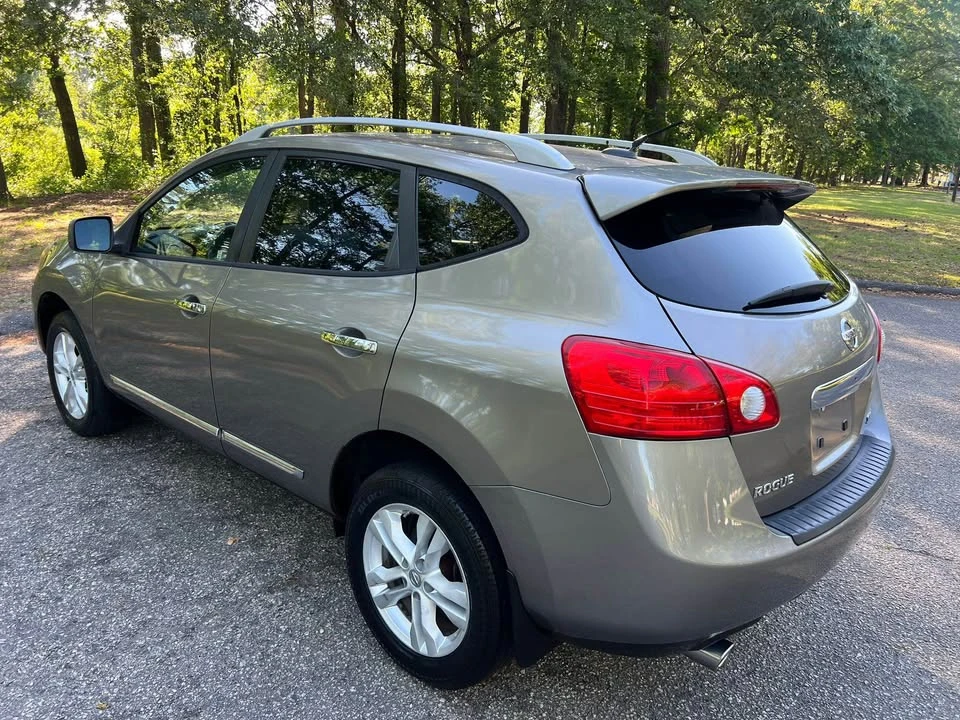 2012 Nissan Rogue - Image 8 of 20
