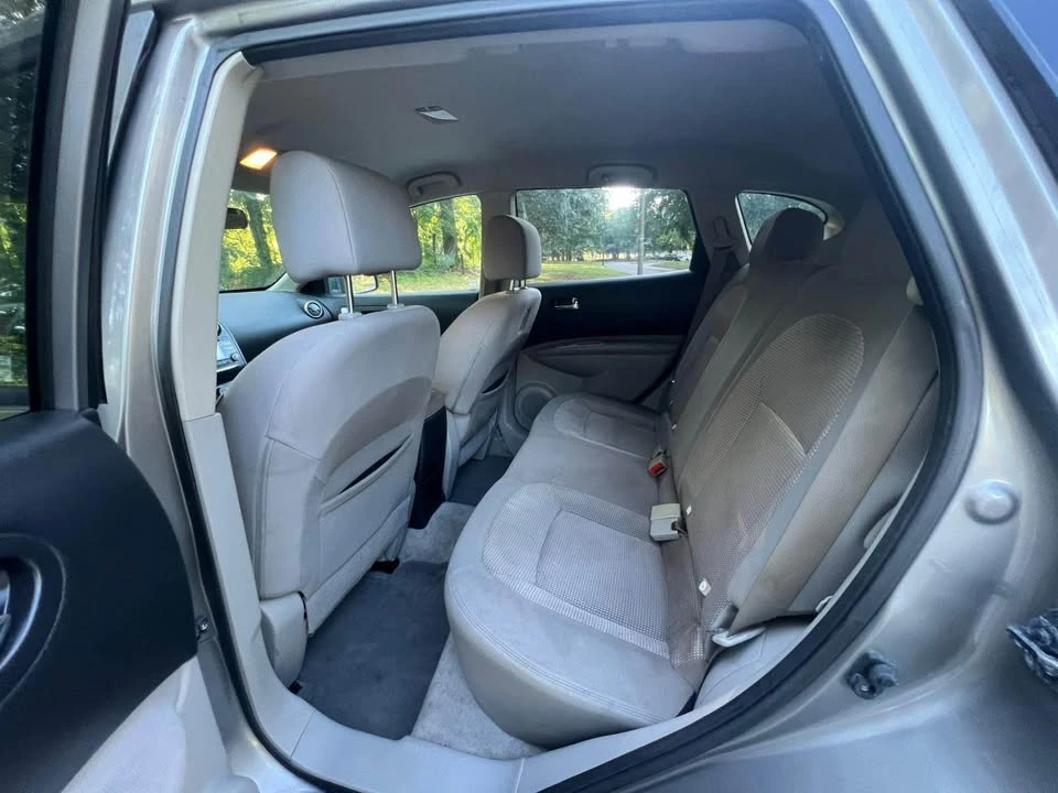 2012 Nissan Rogue - Image 11 of 20