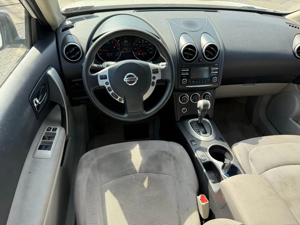 2012 Nissan Rogue - Image 17 of 20