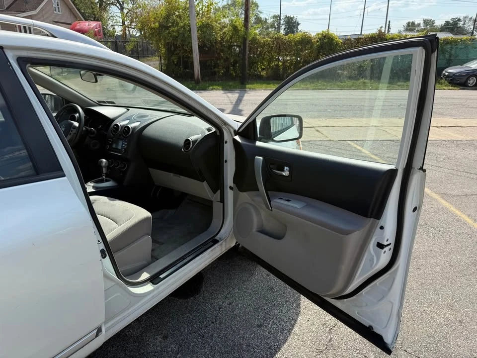 2012 Nissan Rogue - Image 9 of 20