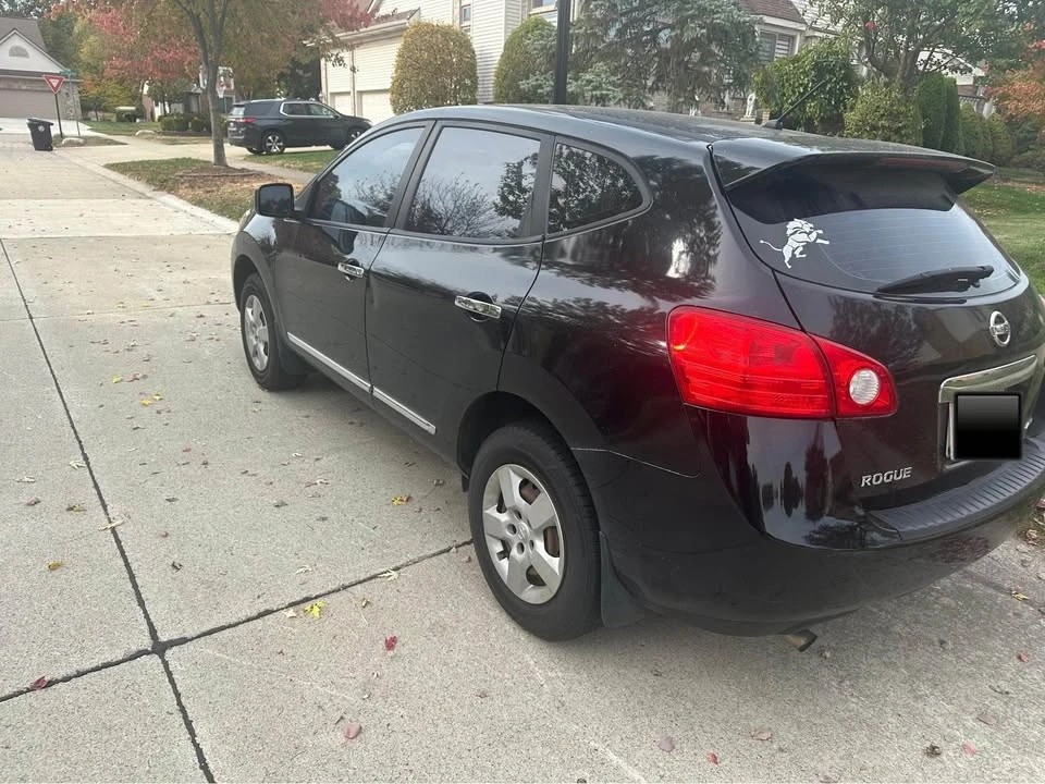 2012 Nissan Rogue - Image 3 of 7