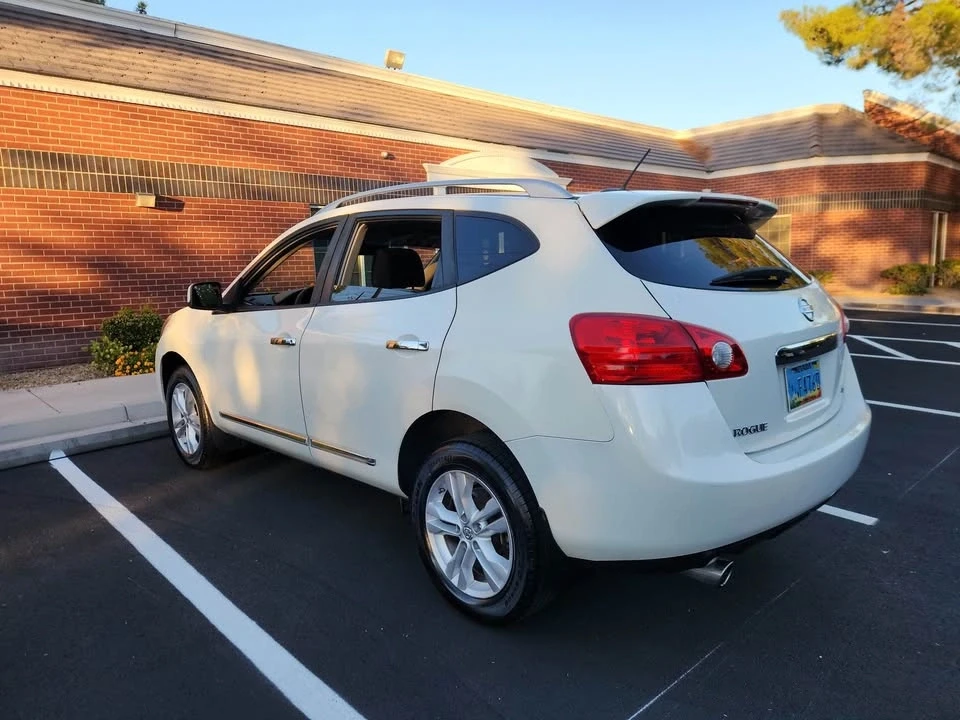 2012 Nissan Rogue - Image 6 of 9