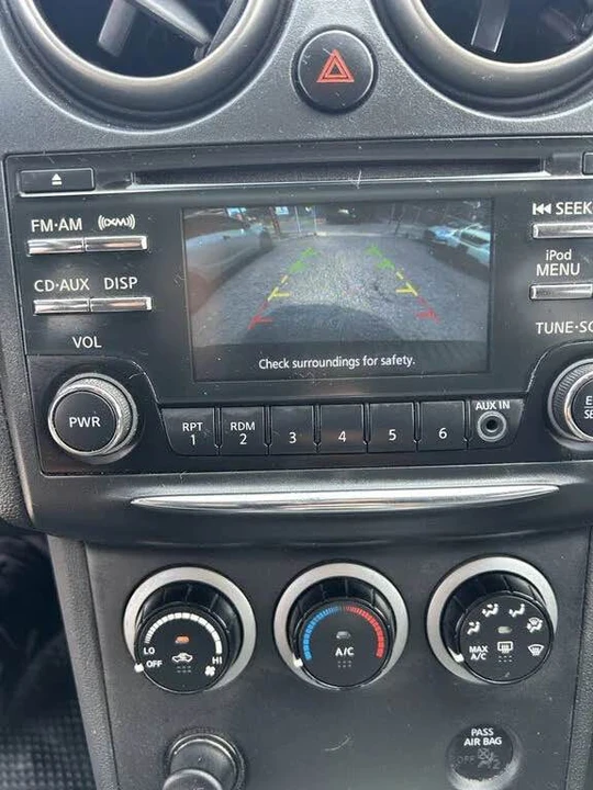 2012 Nissan Rogue - Image 7 of 8