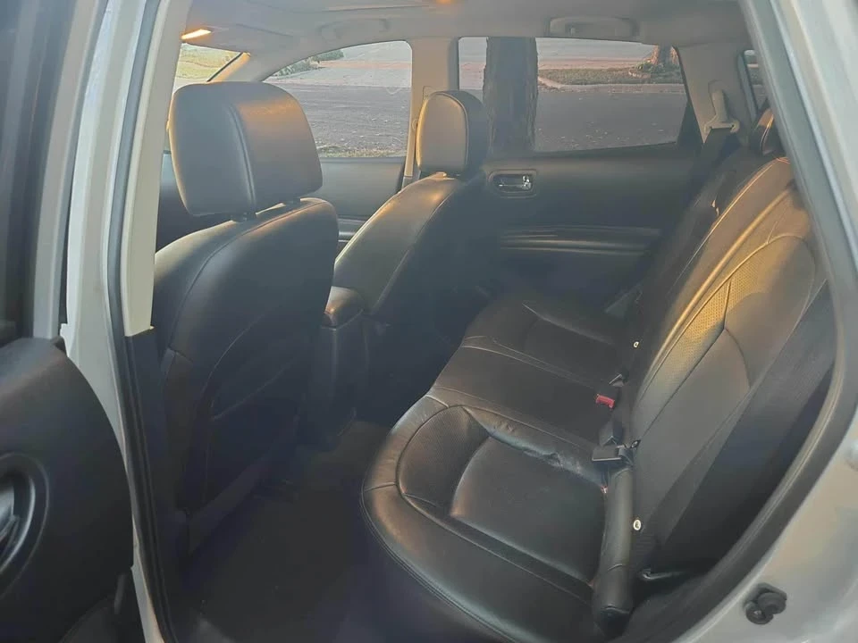 2012 Nissan Rogue - Image 6 of 10