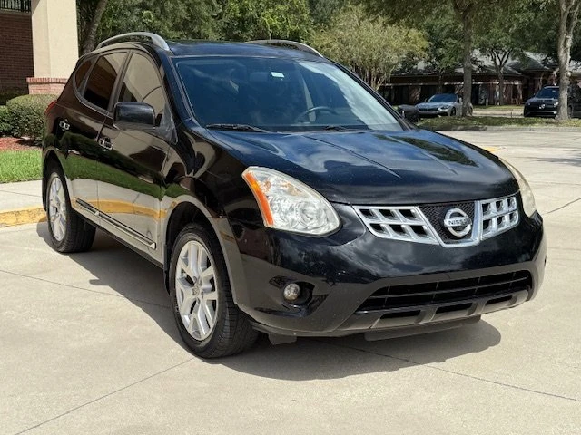 2012 Nissan Rogue - Image 7 of 17