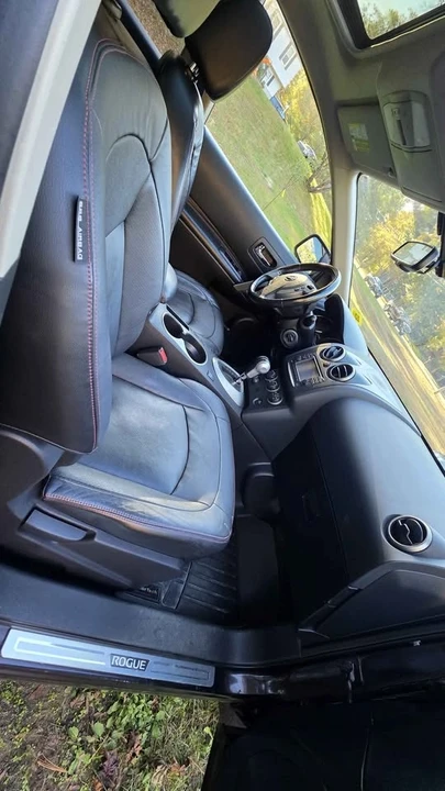 2012 Nissan Rogue - Image 3 of 12