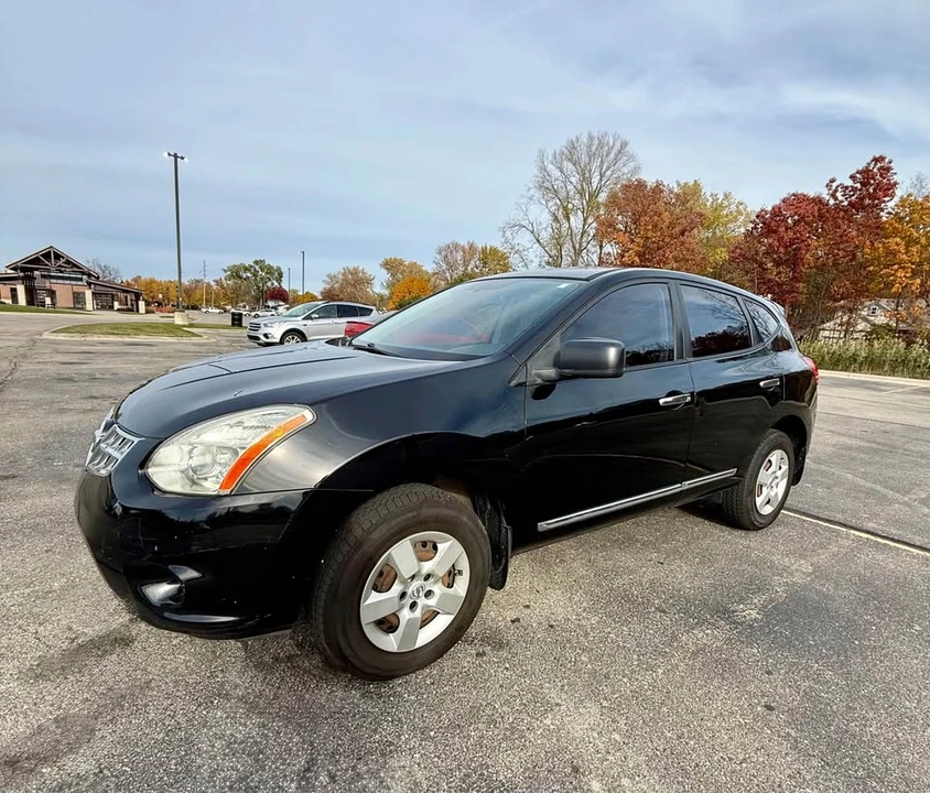 2012 Nissan Rogue - Image 4 of 16