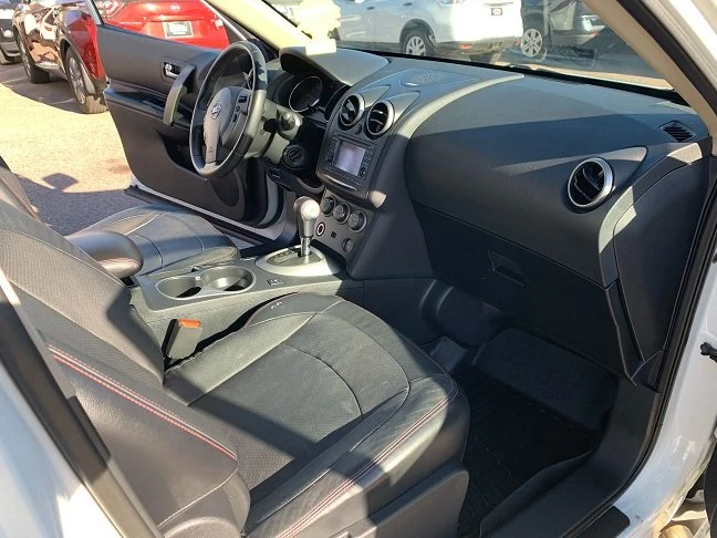 2012 Nissan Rogue - Image 10 of 20