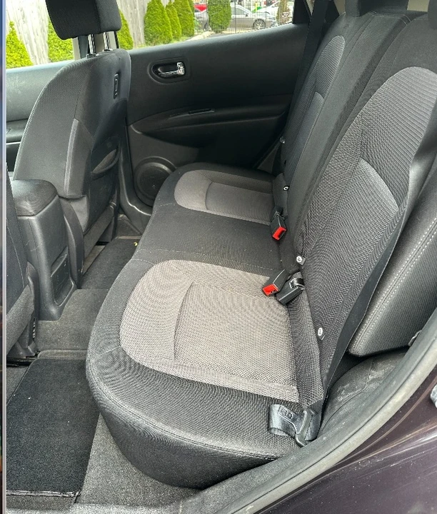 2012 Nissan Rogue - Image 8 of 11