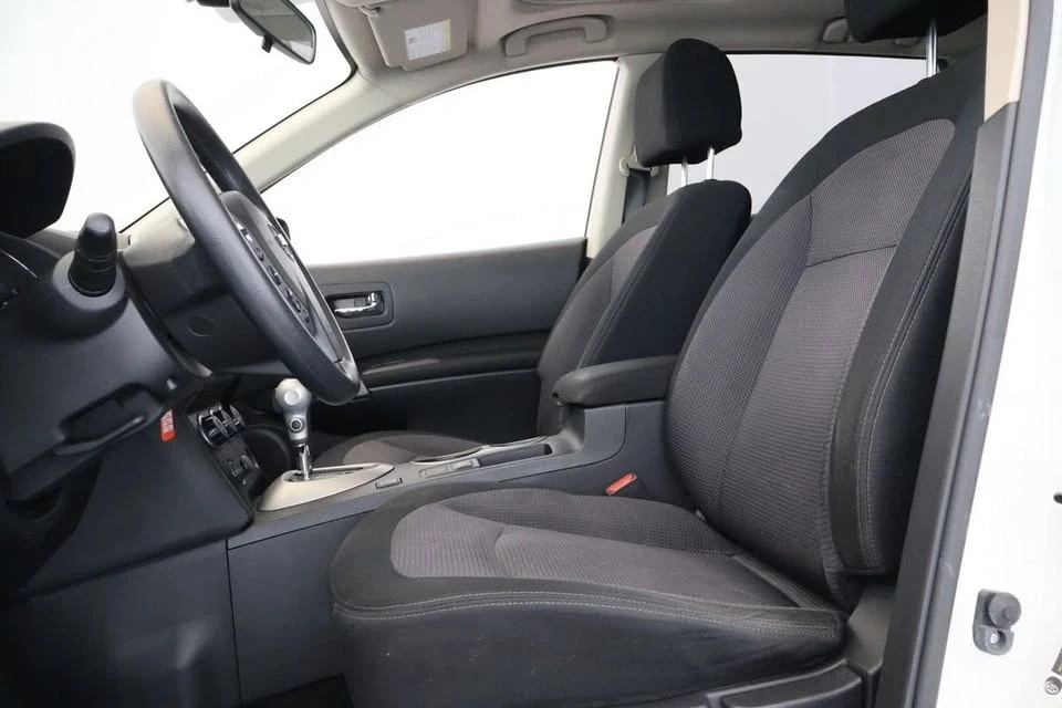 2012 Nissan Rogue - Image 7 of 20