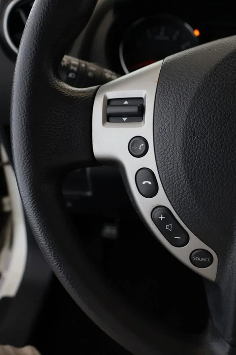 2012 Nissan Rogue - Image 13 of 20