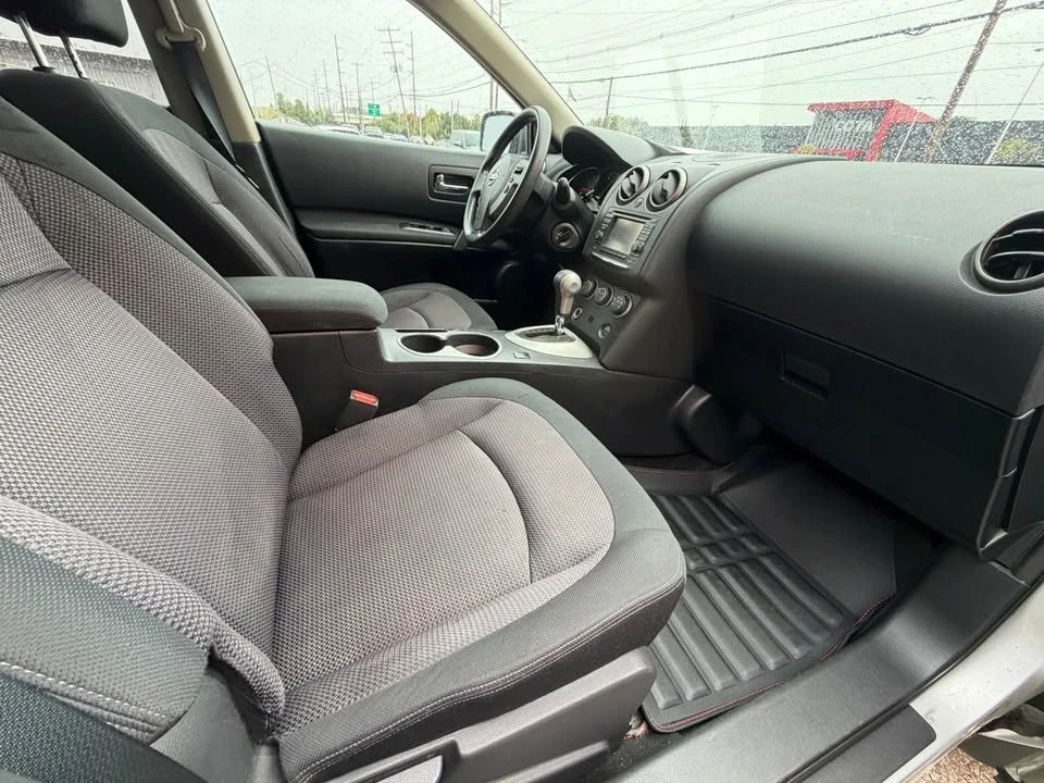 2012 Nissan Rogue - Image 15 of 19