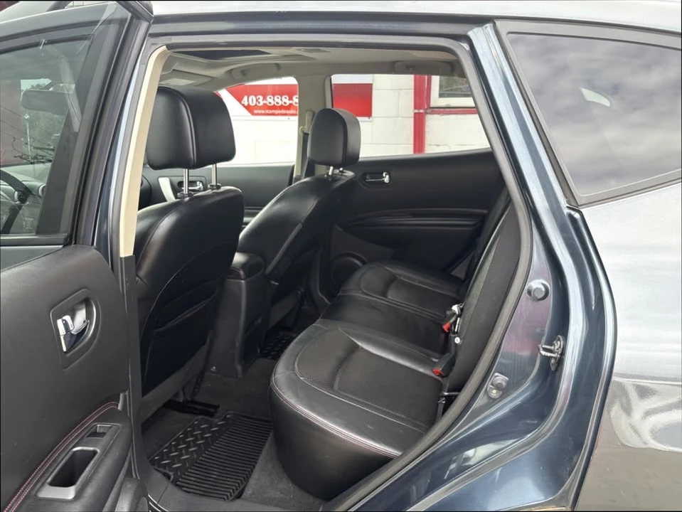 2012 Nissan Rogue - Image 18 of 18