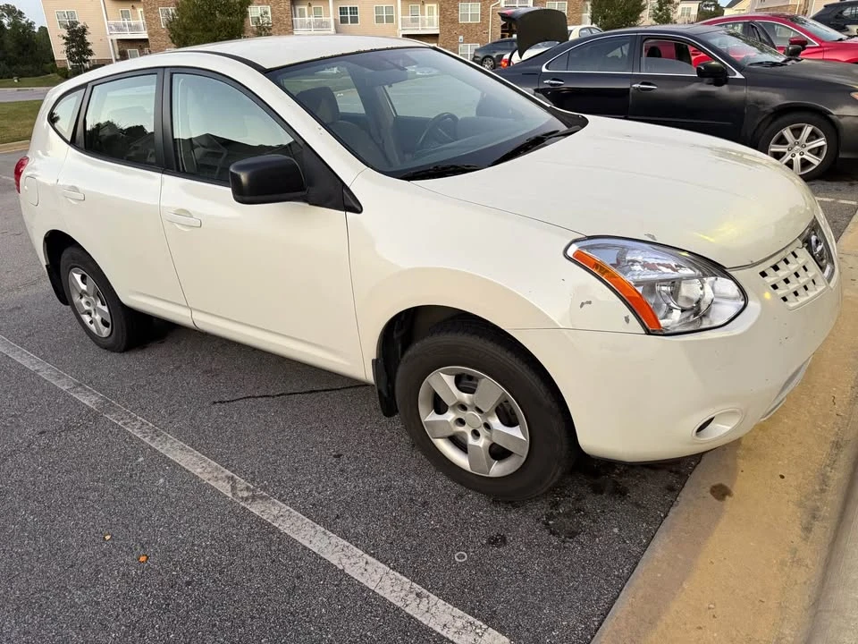 2012 Nissan Rogue - Image 4 of 5