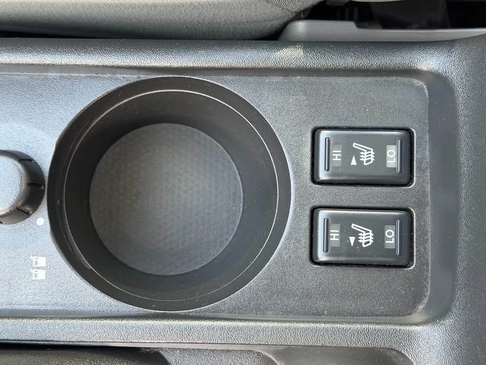 2012 Nissan Sentra 6th Gen - Image 17 of 20