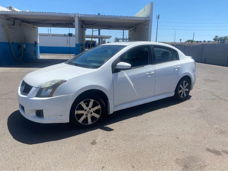 2012 Nissan Sentra - Image 2 of 8