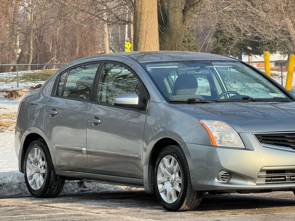 2012 Nissan Sentra - Image 17 of 19