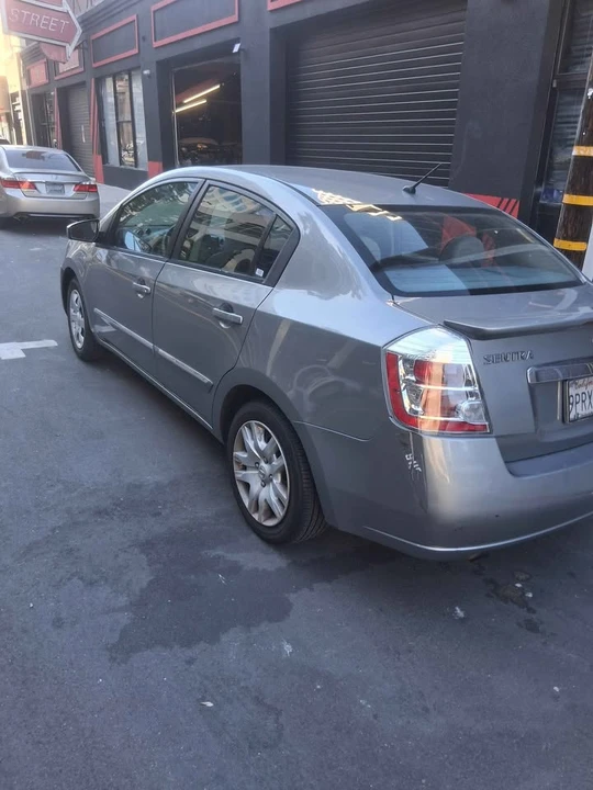 2012 Nissan Sentra 7th Gen - Image 2 of 4
