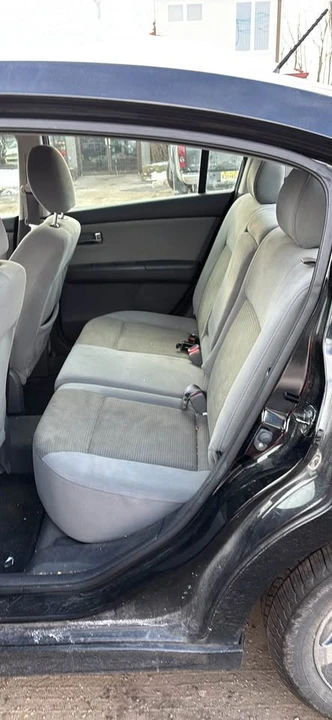 2012 Nissan Sentra 6th Gen - Image 5 of 8