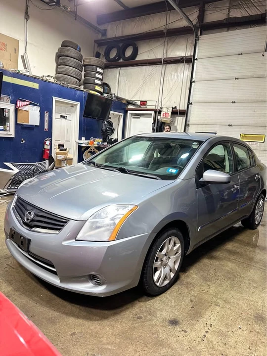 2012 Nissan Sentra 7th Gen - Image 2 of 10