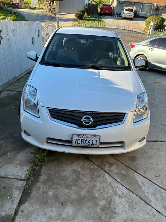 2012 Nissan Sentra 6th Gen - Image 5 of 9