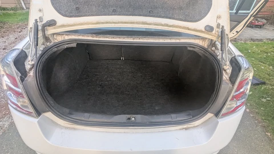2012 Nissan Sentra 7th Gen - Image 3 of 13