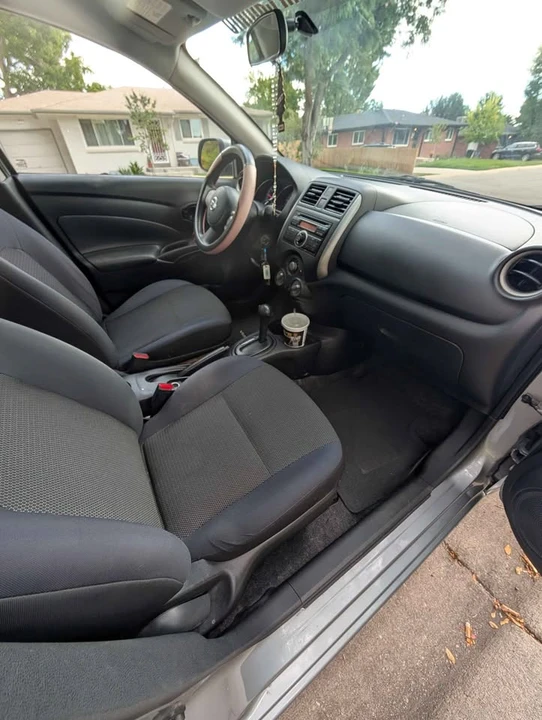 2012 Nissan Versa - Image 11 of 13