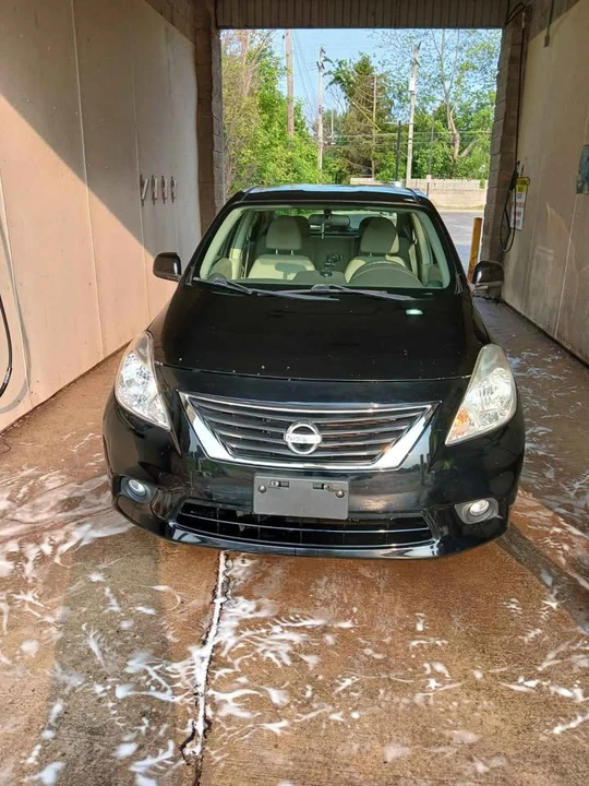 2012 Nissan Versa - Image 2 of 11