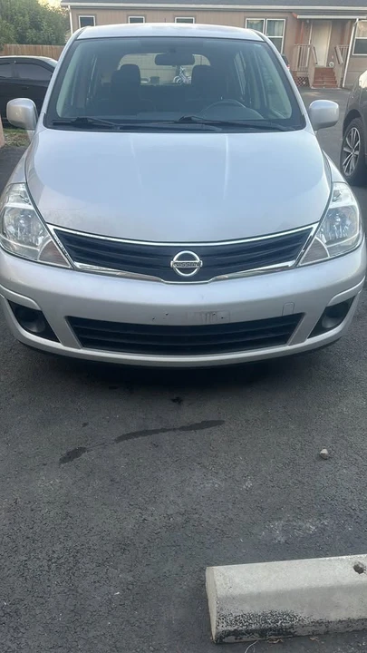 2012 Nissan Versa - Image 2 of 7