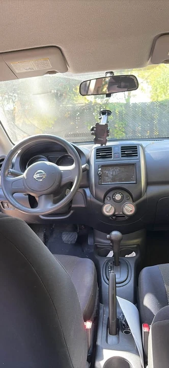 2012 Nissan Versa - Image 2 of 3