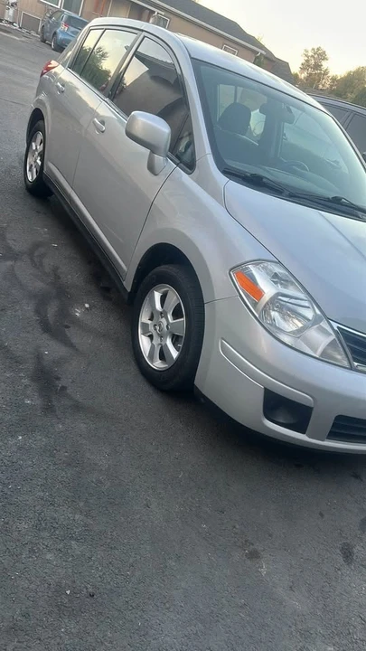 2012 Nissan Versa - Image 3 of 7