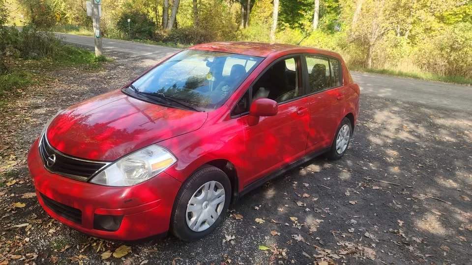 2012 Nissan Versa - Image 6 of 6