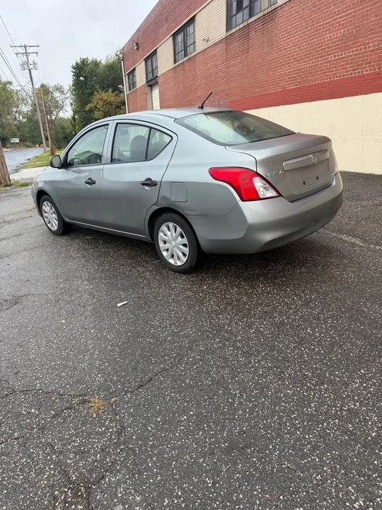 2012 Nissan Versa - Image 3 of 6