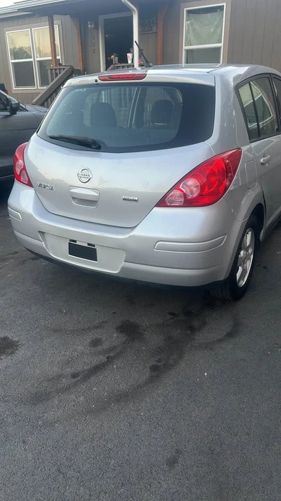2012 Nissan Versa - Image 4 of 7