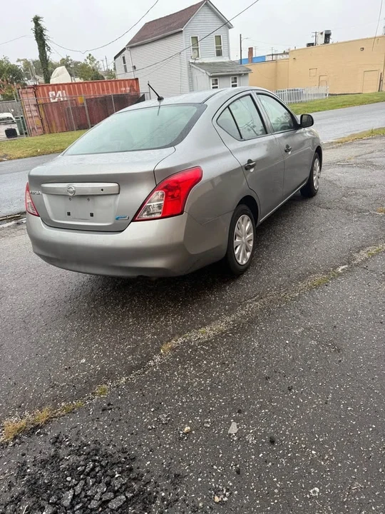 2012 Nissan Versa - Image 4 of 6