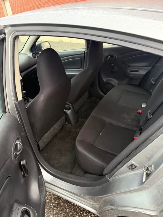 2012 Nissan Versa - Image 6 of 6