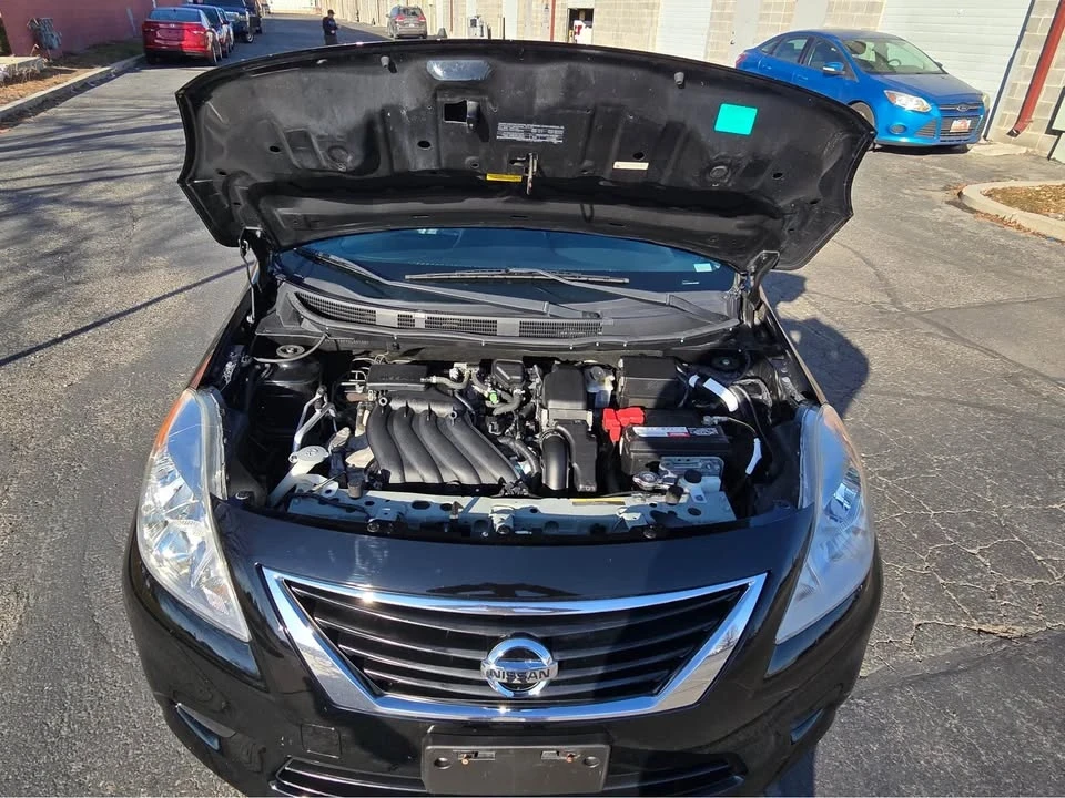 2012 Nissan Versa - Image 3 of 5
