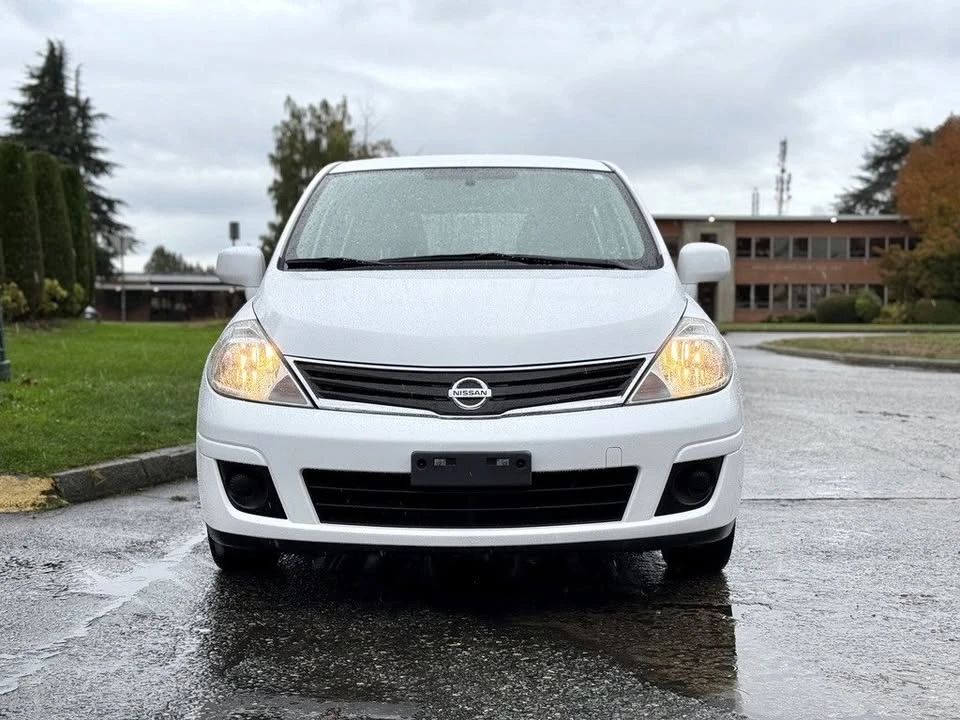 2012 Nissan Versa - Image 9 of 20