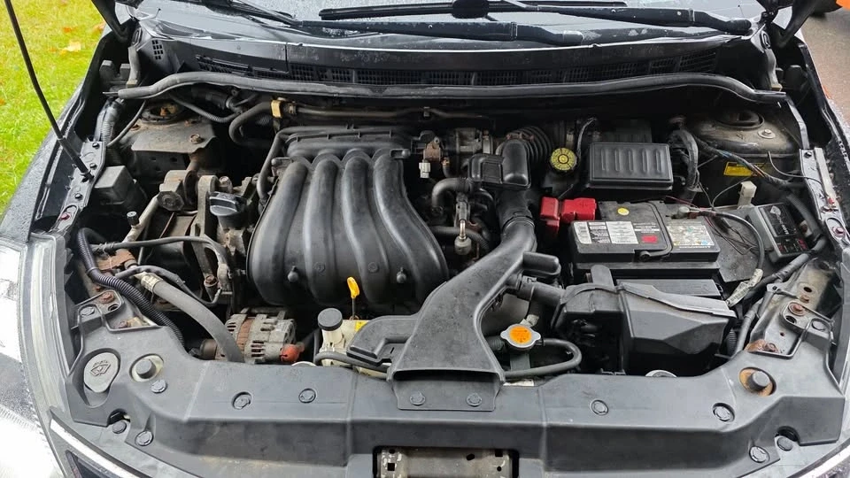 2012 Nissan Versa - Image 12 of 12