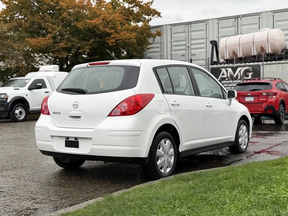 2012 Nissan Versa - Image 7 of 20