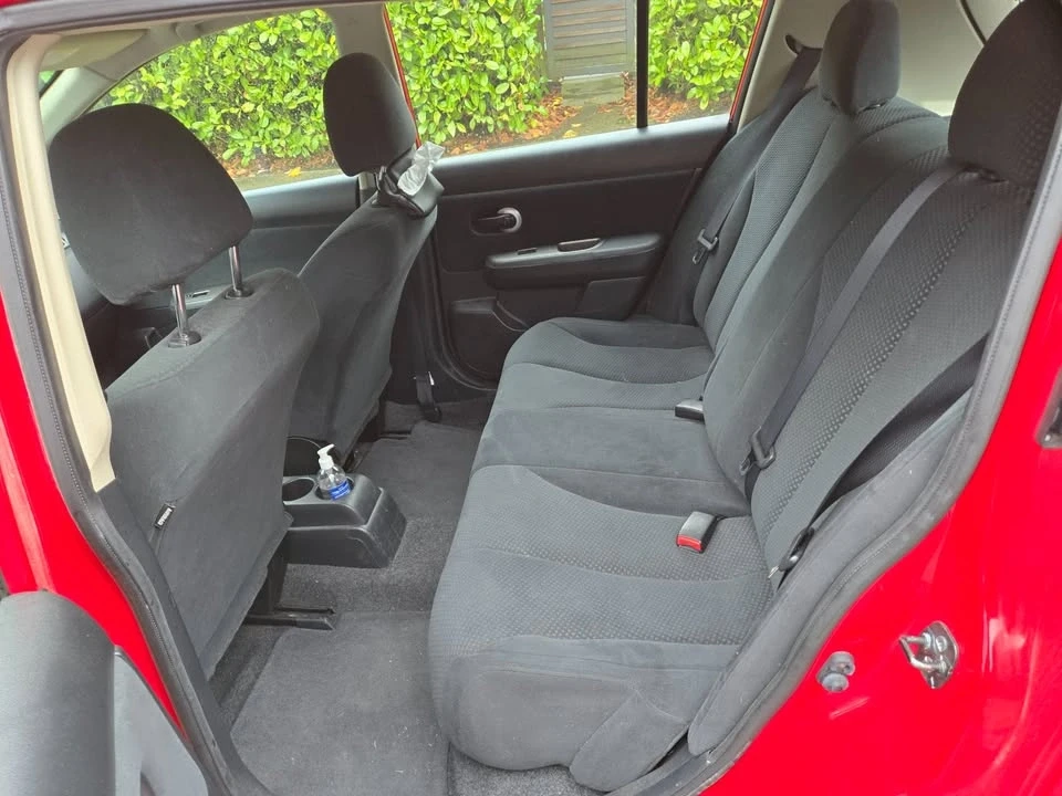 2012 Nissan Versa - Image 12 of 12