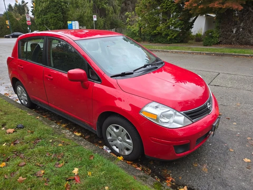 2012 Nissan Versa - Image 3 of 12