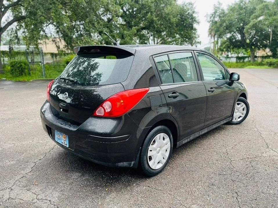 2012 Nissan Versa - Image 4 of 18
