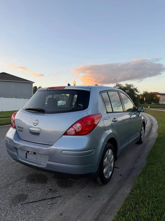 2012 Nissan Versa - Image 4 of 7