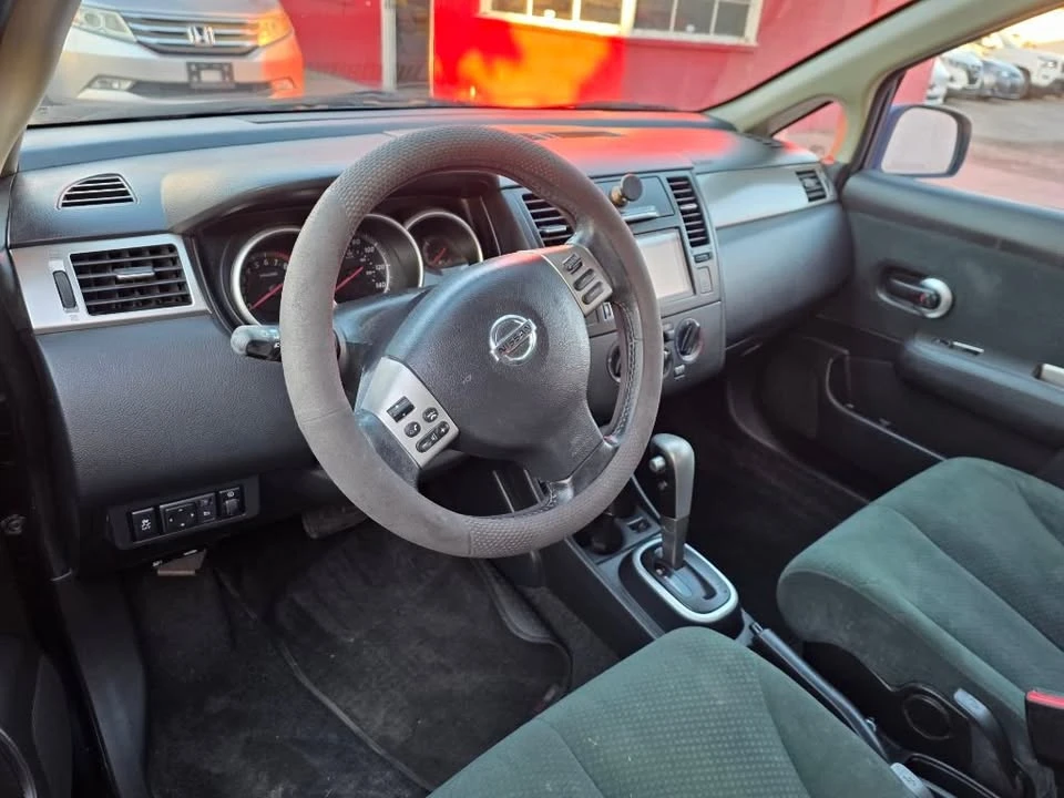 2012 Nissan Versa - Image 12 of 14