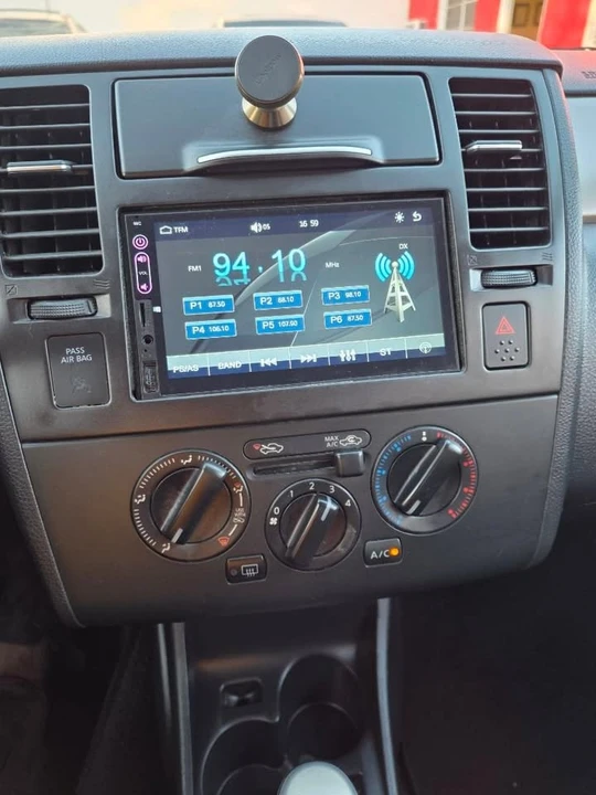 2012 Nissan Versa - Image 13 of 14