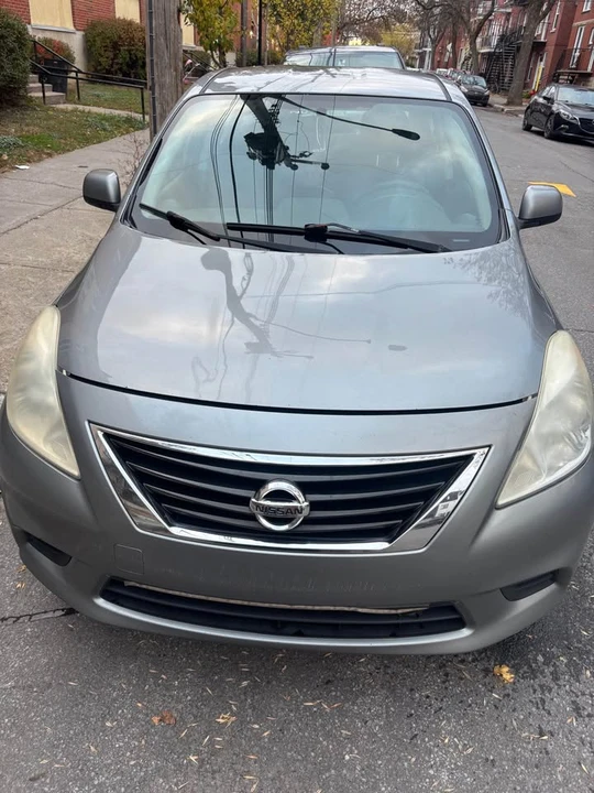 2012 Nissan Versa - Image 2 of 5